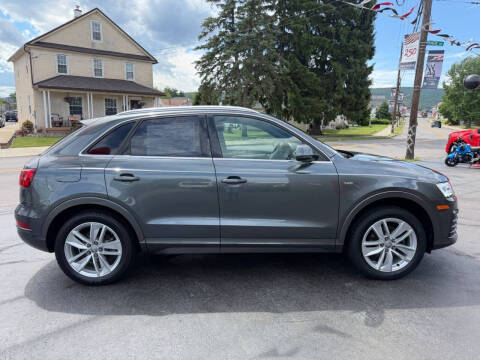 2018 Audi Q3 2.0T quattro Premium Plus