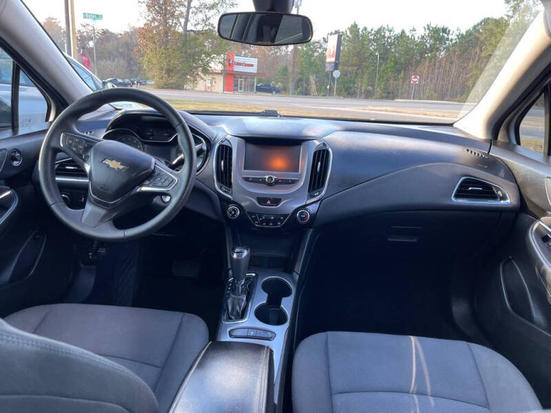 2018 Chevrolet Cruze LT Auto