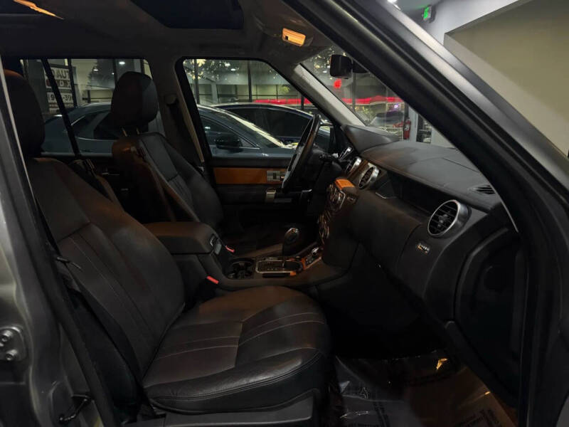 2015 Land Rover LR4