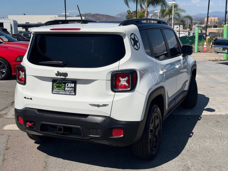 2017 Jeep Renegade Deserthawk