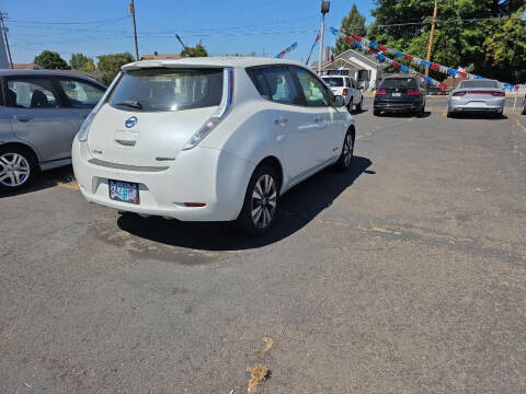2013 Nissan LEAF S