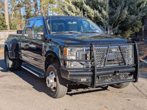 2022 Ford F-350 Super Duty Lariat