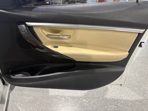 2017 BMW 3 Series 330i