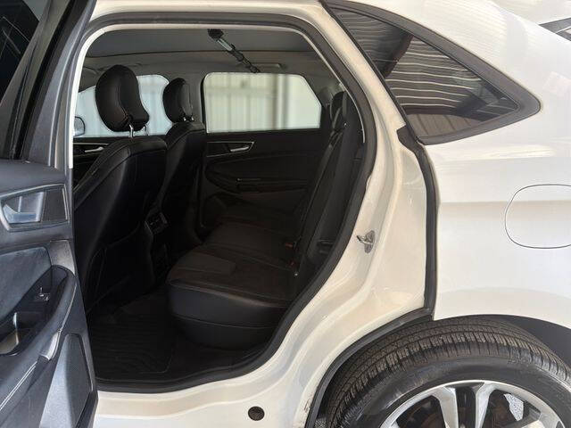 2016 Ford Edge Sport