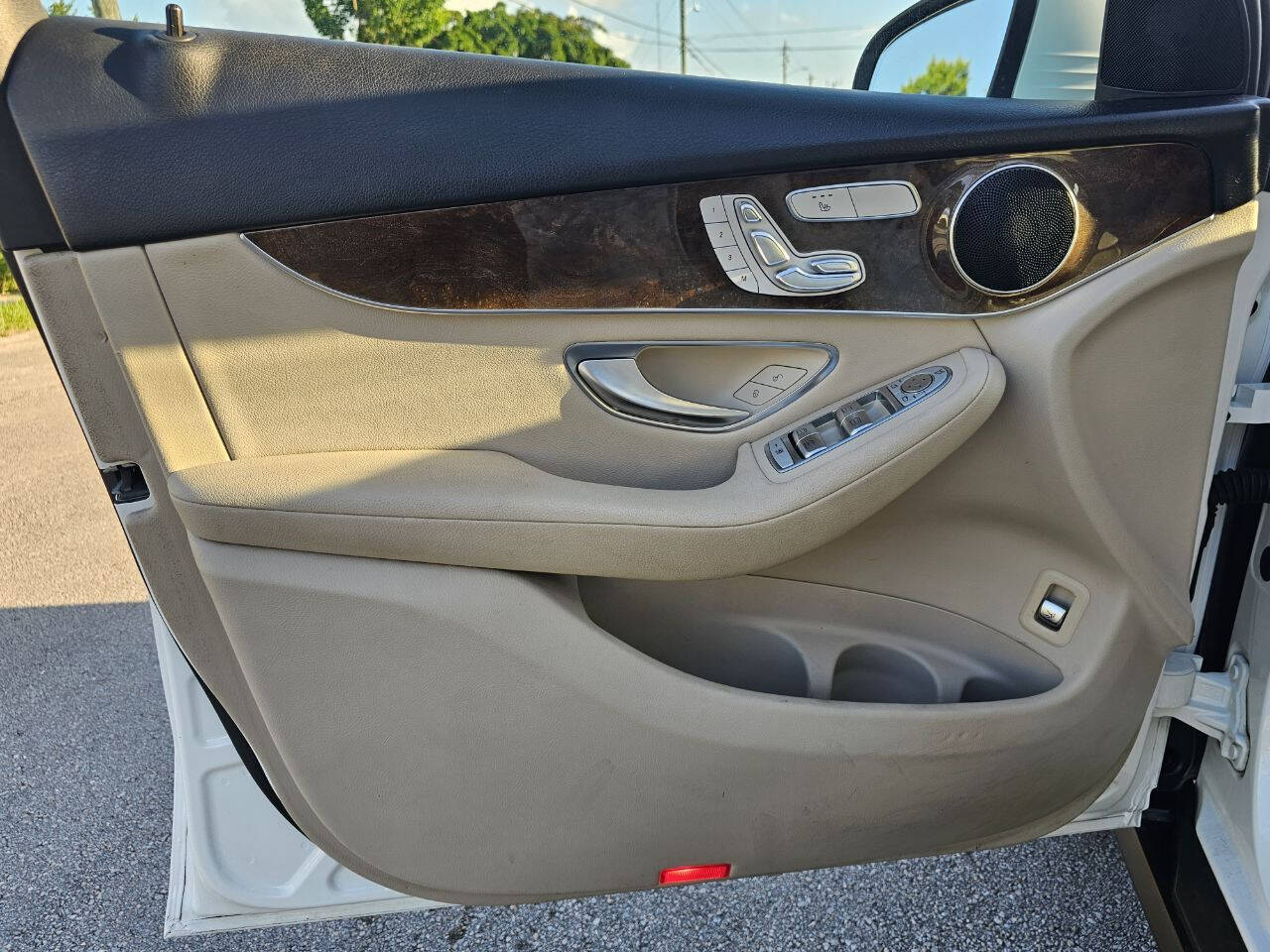2017 MERCEDES-BENZ GLC-Class SUV / Crossover - $19,935