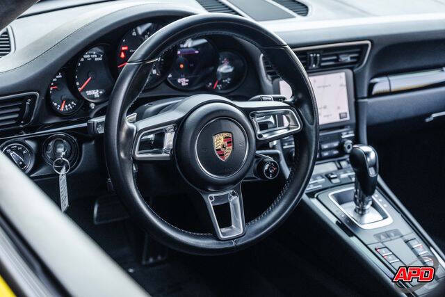 2018 Porsche 911 Carrera T