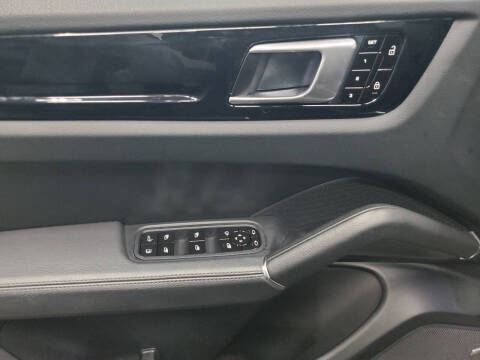 2019 Porsche Cayenne E-Hybrid