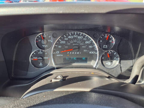 2024 Chevrolet Express LT 3500