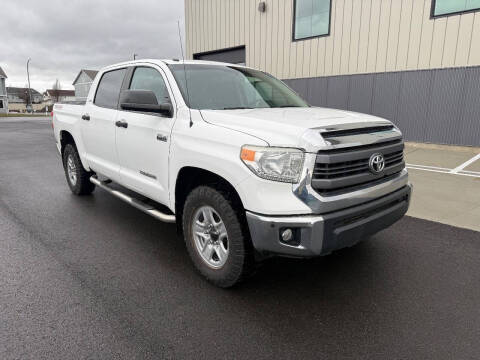 2015 Toyota Tundra SR5