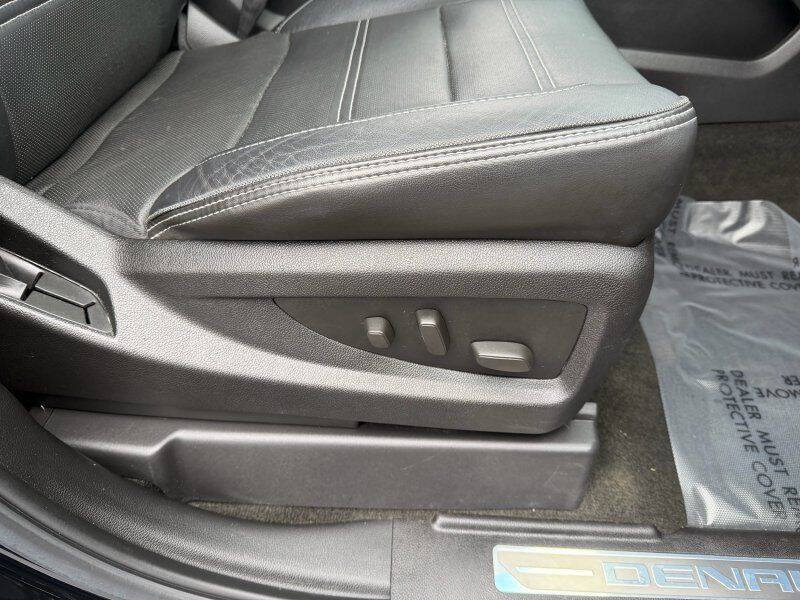 2016 GMC Yukon Denali