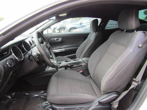2015 Ford Mustang V6