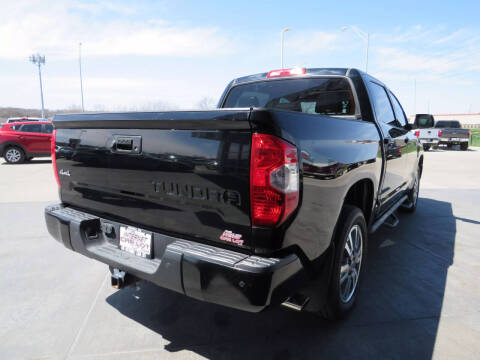 2017 Toyota Tundra Platinum