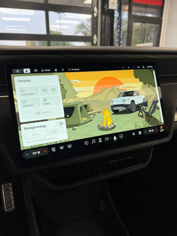 2022 Rivian R1T Adventure