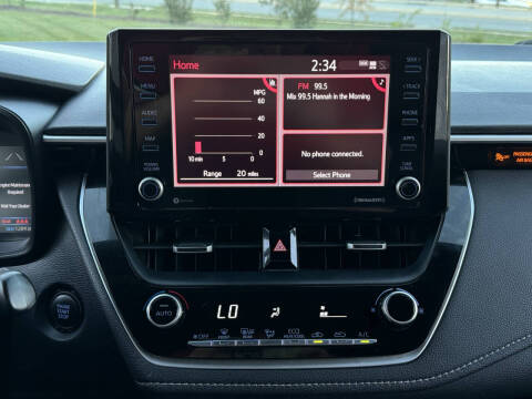 2020 Toyota Corolla Hatchback SE