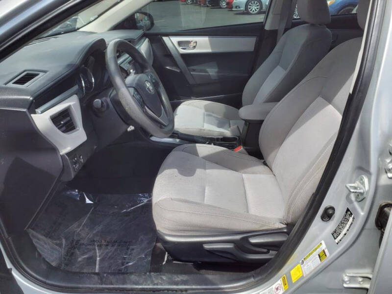 2015 Toyota Corolla LE