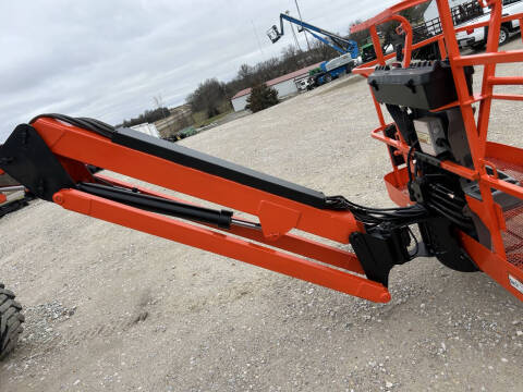 2014 JLG 60' Manlift