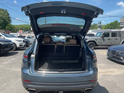 2019 Porsche Cayenne E-Hybrid