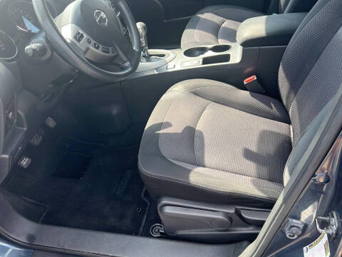 2012 Nissan Rogue SV