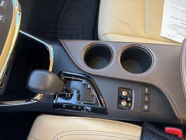 2013 Toyota Avalon Hybrid Limited