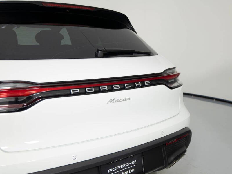 2026 Porsche Macan