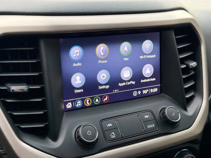 2022 GMC Acadia Denali