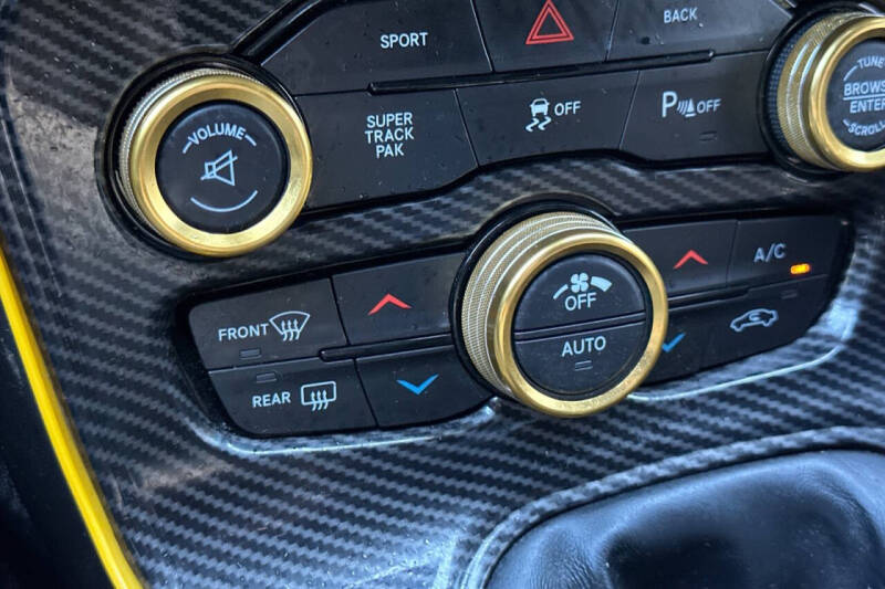 2016 Dodge Challenger