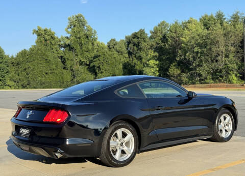 2016 Ford Mustang V6