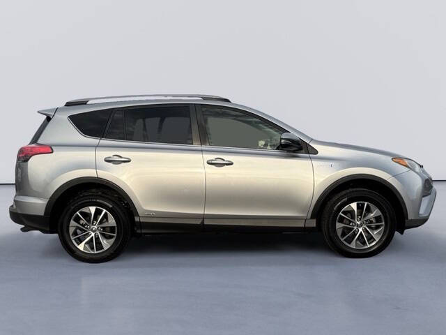 2018 Toyota RAV4 Hybrid LE