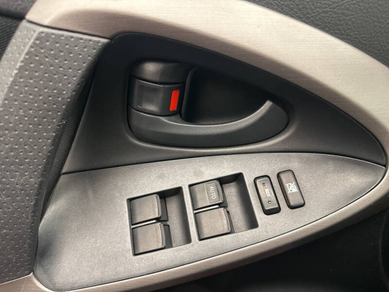 2007 Toyota RAV4 Sport