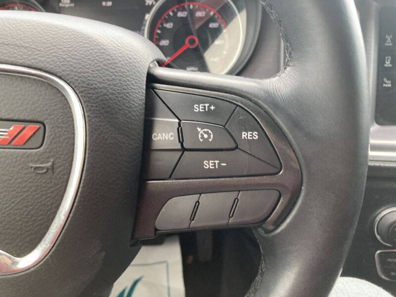 2017 Dodge Charger SE