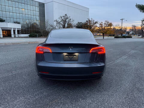 2020 Tesla Model 3 Standard Range Plus