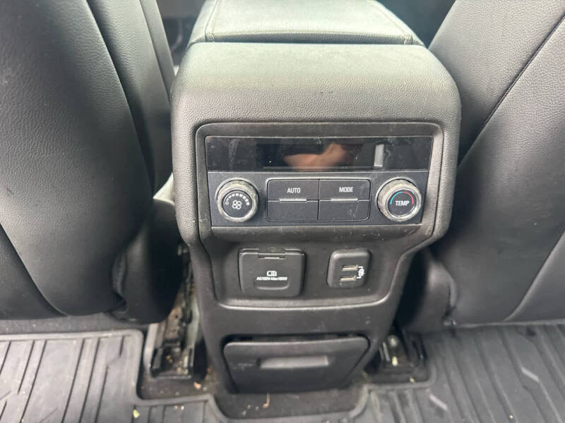 2019 GMC Acadia SLT-1