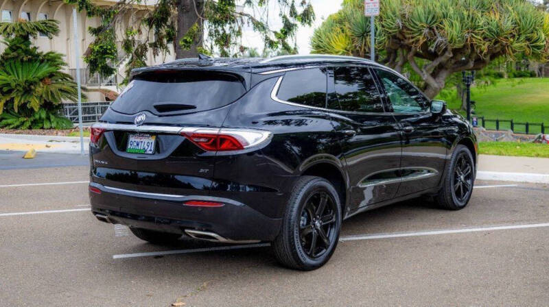 2023 Buick Enclave Essence