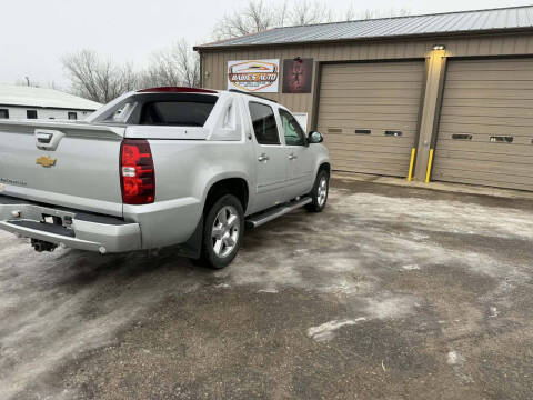 2013 Chevrolet Avalanche LTZ Black Diamond