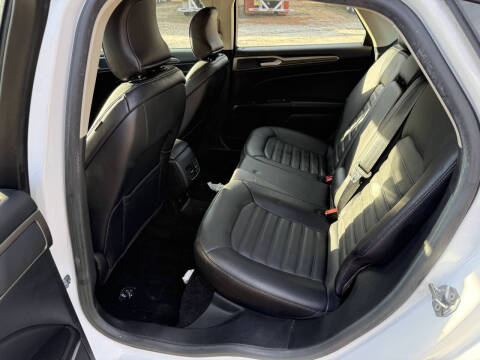 2018 Ford Fusion Hybrid SE