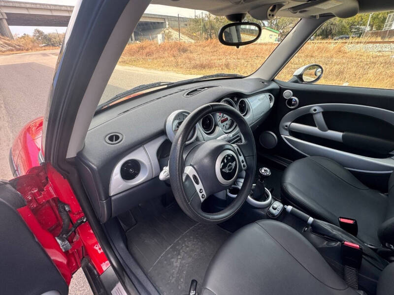 2004 MINI Cooper