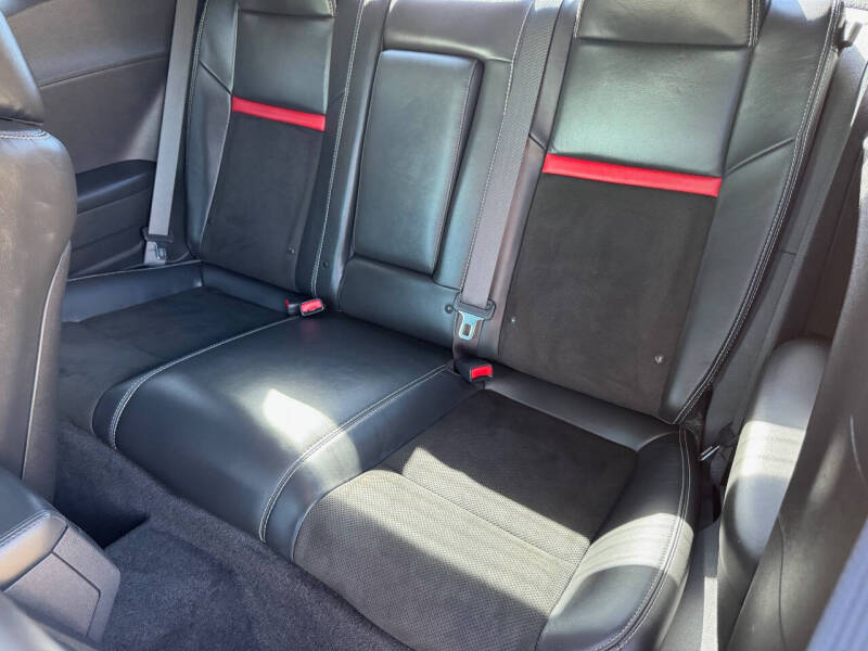 2014 Dodge Challenger SRT8 Core