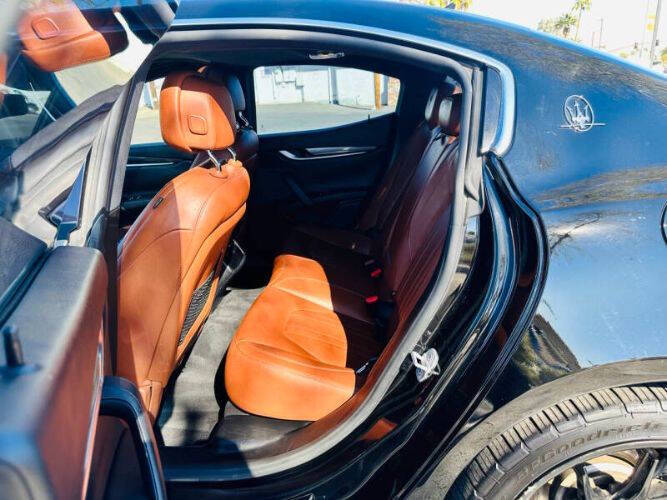 2016 Maserati Ghibli