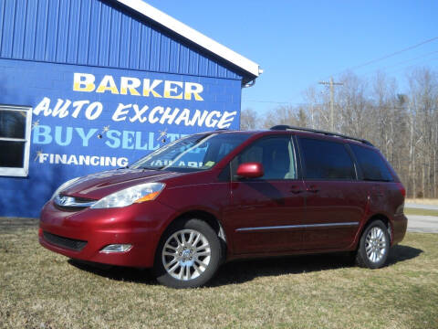 2007 Toyota Sienna for sale at BARKER AUTO EXCHANGE in Spencer IN