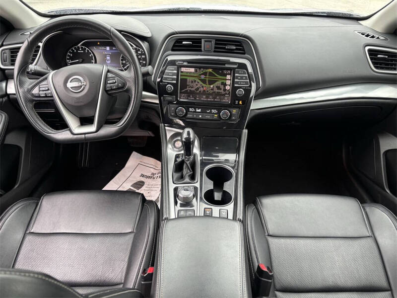 2023 Nissan Maxima 3.5 SV