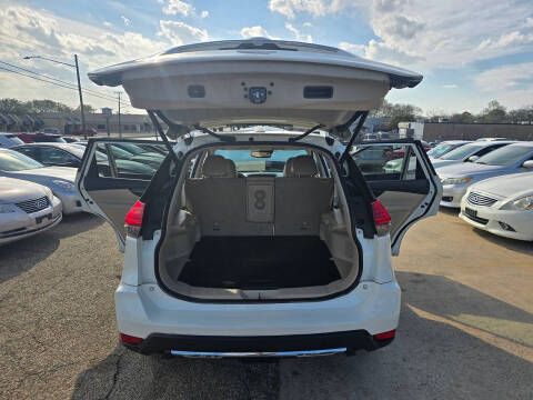2017 Nissan Rogue SL