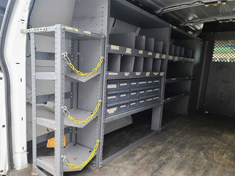 2017 Chevrolet Express 2500