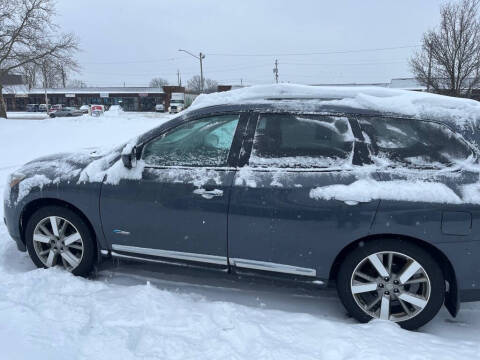 2014 Nissan Pathfinder Hybrid for sale at EZ AUTO GROUP in Cleveland OH