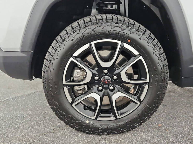 2025 Jeep Compass Trailhawk
