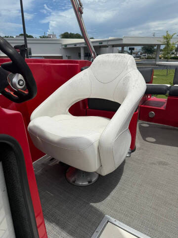 2015 Caravelle Razor