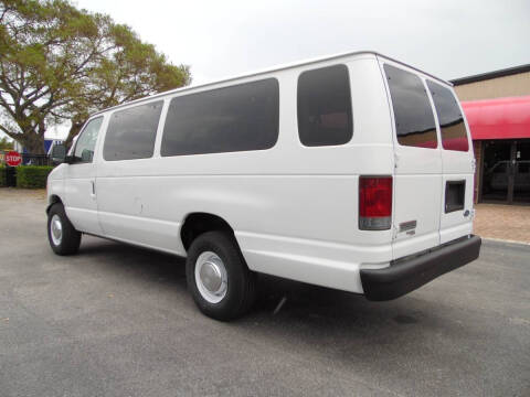 2006 Ford E-350