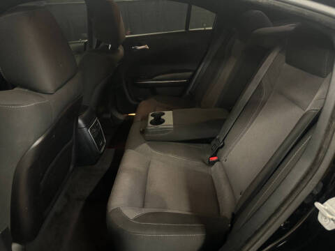 2018 Dodge Charger SXT Plus