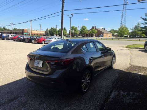 2017 Mazda MAZDA3 Touring