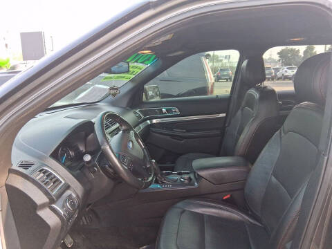 2017 Ford Explorer Sport