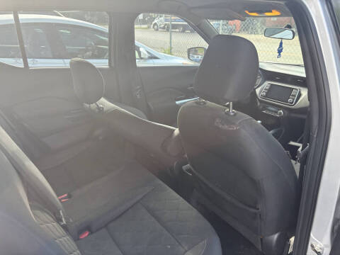 2018 Nissan Kicks S
